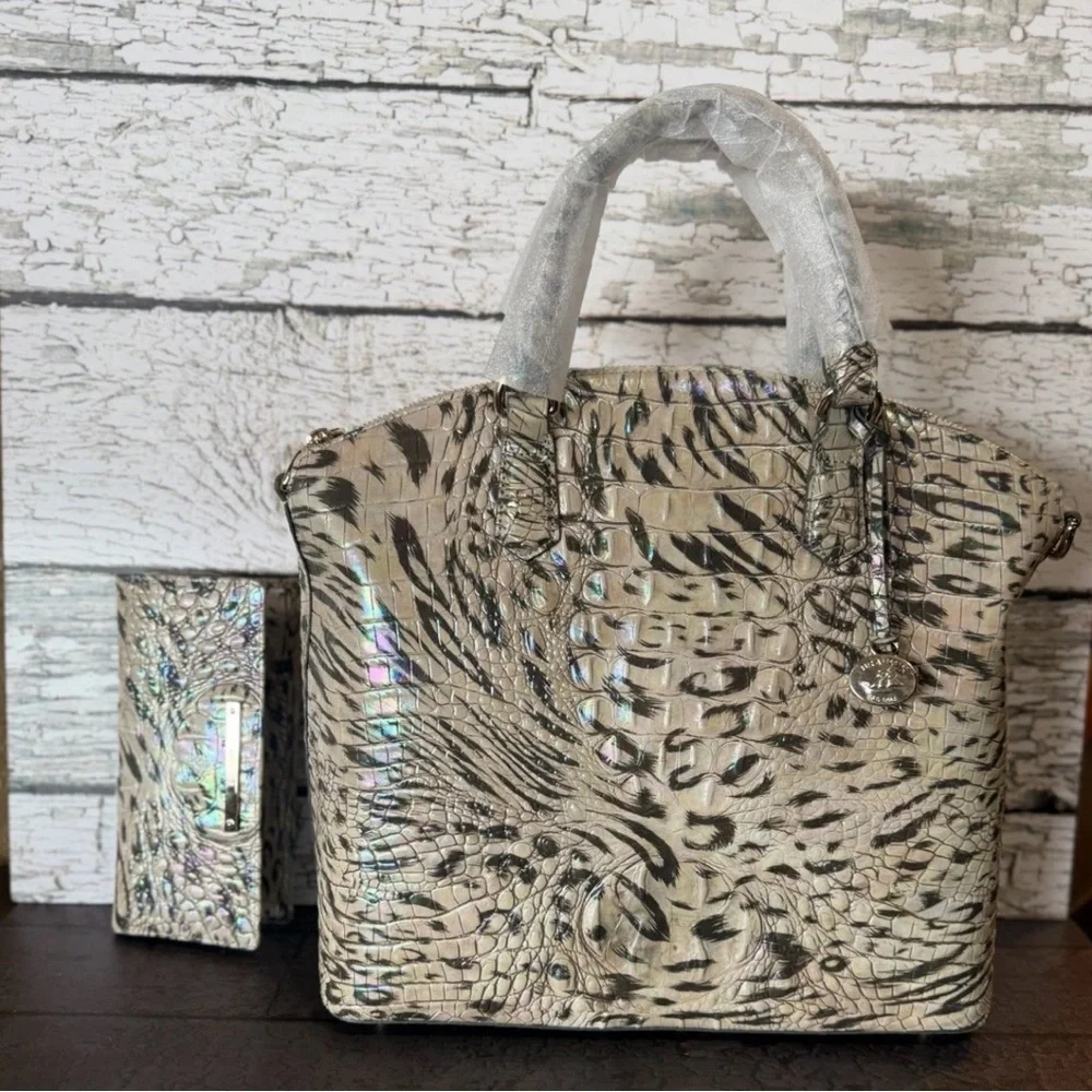 NWT BRAHMIN LARGE DUXBURY OBSESSION Animal Print With Wallet Leopard Cheetah - Picture 2 of 16